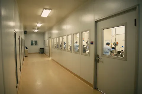 GMP车间人流物流怎么分开 - GMP车间人流物流？先看这三个流线设计事