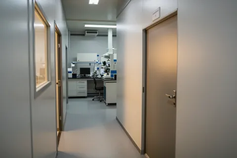 CNAS实验室装修公司 - CNAS实验室装修怎么选？3个关键指标定