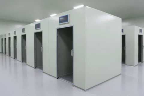 洁净室标准 - 关键环境参数的合规控制与施工实现