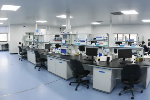 化学实验室装修公司 - 怎么选？这3个资质比报价更重要