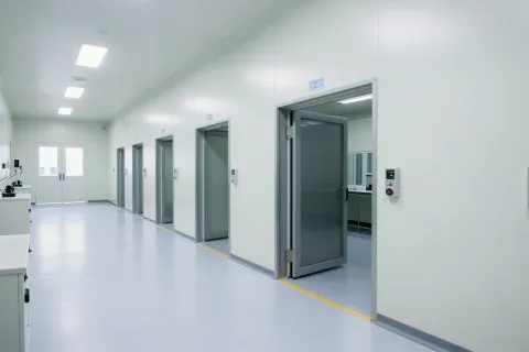 洁净室工程 - 利润黑洞：被低估的围护结构动态密封