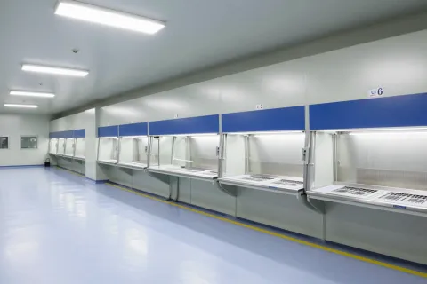 百级洁净室 - 高效过滤器的失效边界与工程误判