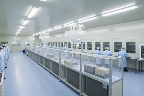 洁净室净化 - 电子与制药空调系统的设计哲学分野