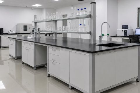 实验台和实验室家具怎么选？材质、结构与布局的工程判断