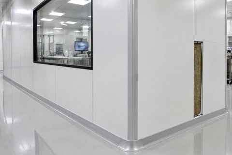 洁净室墙板用彩钢板还是玻镁板？看防火与平整度